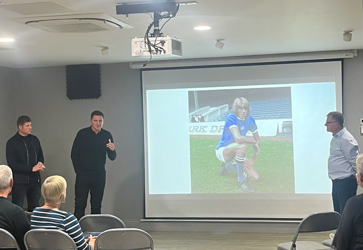 Lovely evening sharing stories about my Dad ♥️ and helping to raise money for <a href="/StAnnsHospice/">St Ann's Hospice</a>