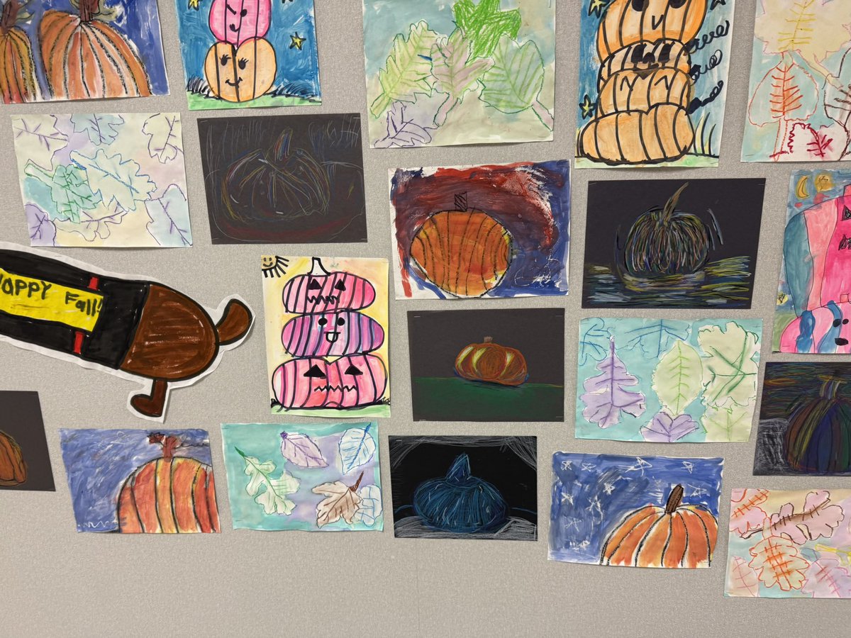 mslowpaz's tweet photo. When Houston finally has fall weather it’s time to enjoy our @CypresswoodES pumpkin patch! @TrentGJohnson @c10burggy @AlexiousFreeman #AldineImpact #cwoodcreates #elementaryart @AldineArt #workshopwednesdaywolves https://t.co/MAkZYbsYxi