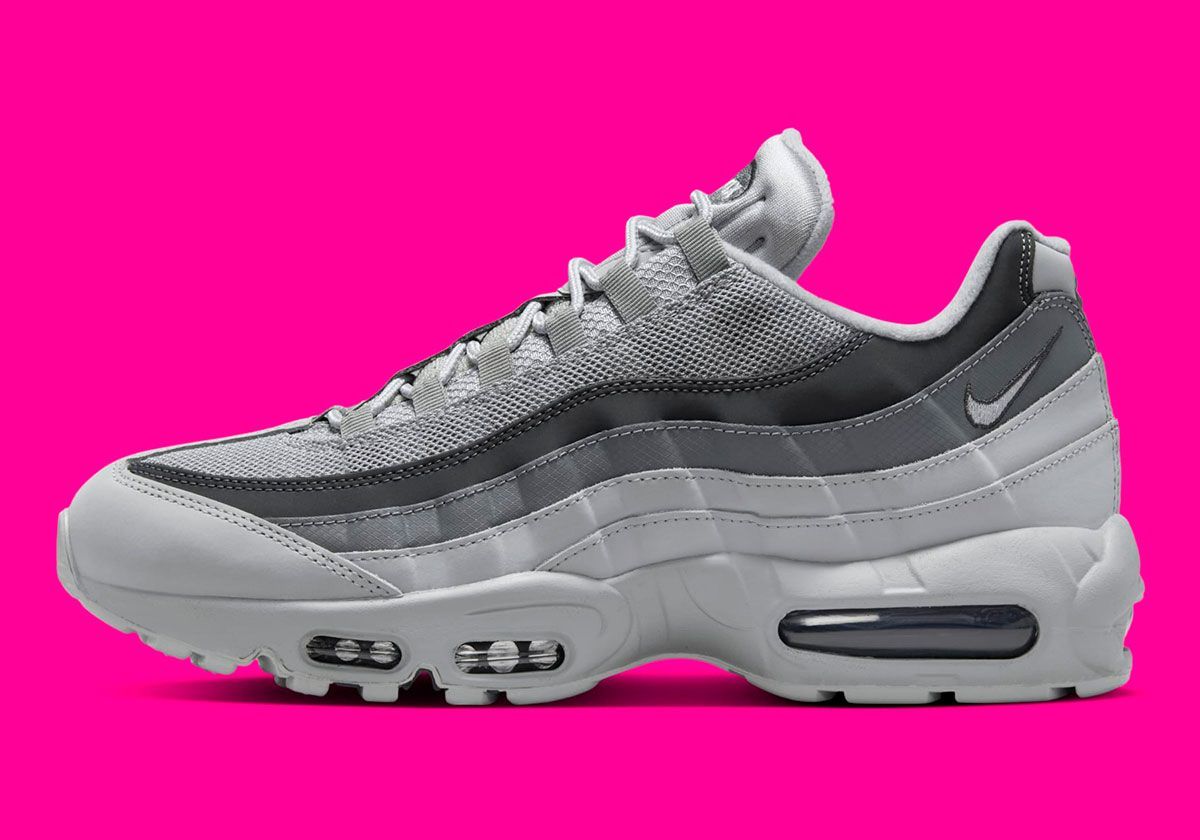 SneakerNews's tweet photo. Nike Air Max 95 "Triple Grey" 🪨 
Arriving this Holiday 2024 season for $185. Need these for the rotation ♻️ 

Official images >> https://t.co/VJbgpgQIx6 https://t.co/cT42HgfbaU