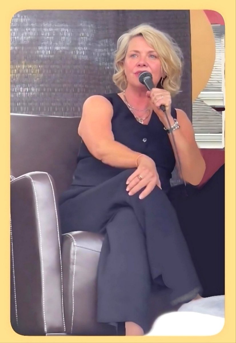 🎨 ClᐰiRe ✨ tweet media