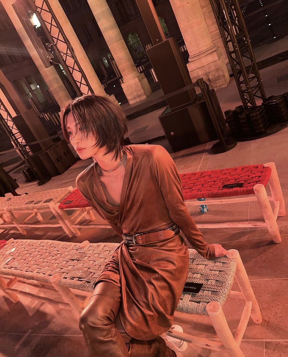 ppvelist's tweet image. outfits that seonghwa mothered so hard in

a thread 🧵