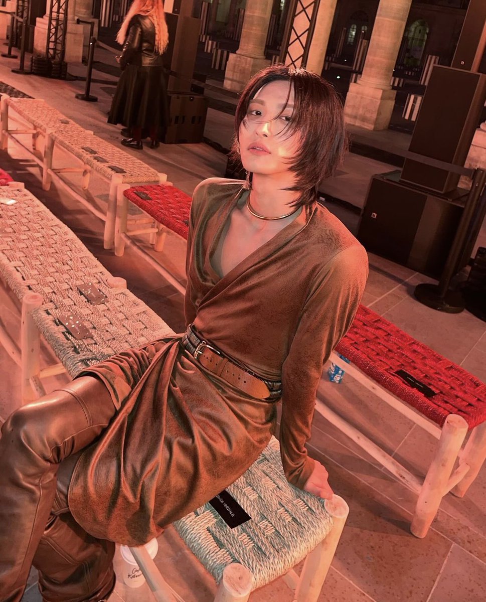 ppvelist's tweet image. outfits that seonghwa mothered so hard in

a thread 🧵