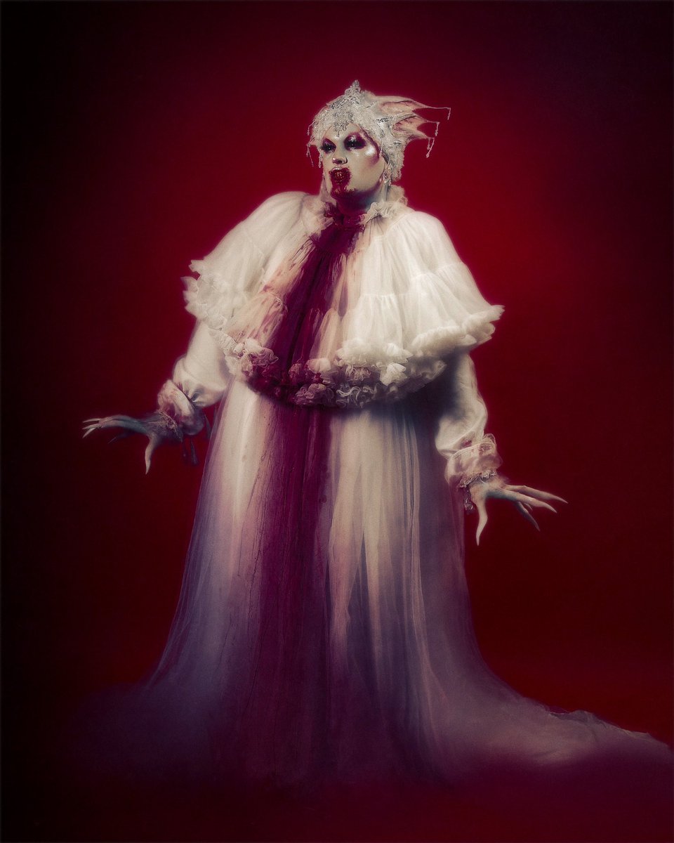 eroticanyc's tweet photo. @katya_zamo #showusyourcostume https://t.co/k7KFTv7kAS