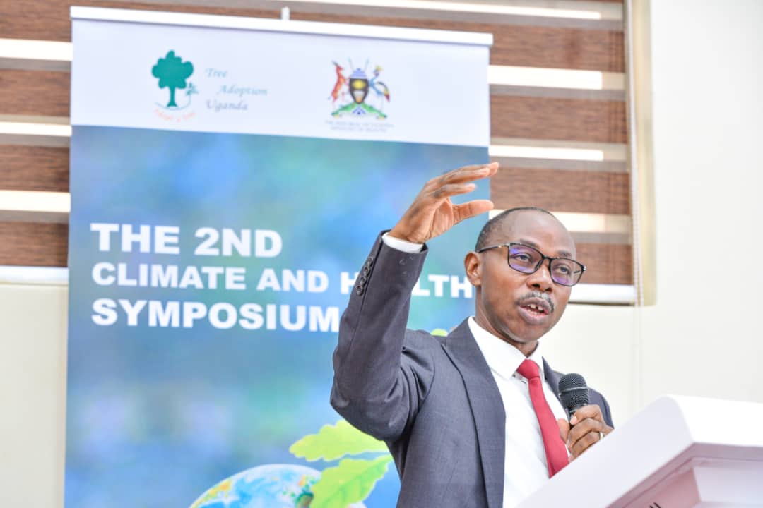 WanyamaMelvin's tweet photo. The 2nd #HealthClimateSymposium did happen on Tuesday, great thanks to @tree_adoptionug and @MinofHealthUG for the organization. To all the partners who came through, aluta continua as we aim to build a climate resilient health system leveraging community strengths such as #VHTs https://t.co/L2lqj6t1ZB