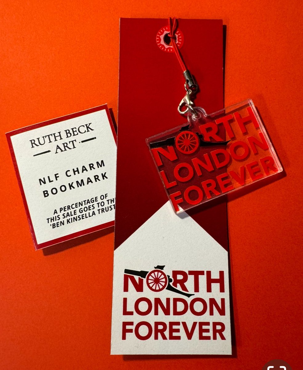 🚨 #GiveawayAlert  🚨

When we beat Bournemouth a lucky person will win my <a href="/Arsenal/">Arsenal</a> stadium Keyring and one of my North London Forever Bookmarks

Just Follow me, like and RePost this post to enter and I’ll make the draw after the game 
GOOD LUCK 

#BOUARS #Giveaway #arsenal