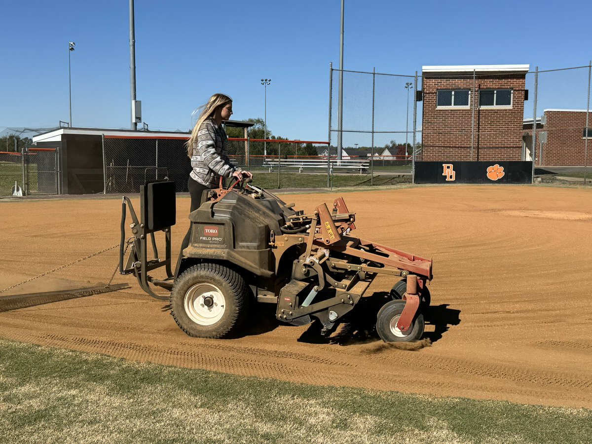Brentsville Turf Toro Grounds Academy tweet media