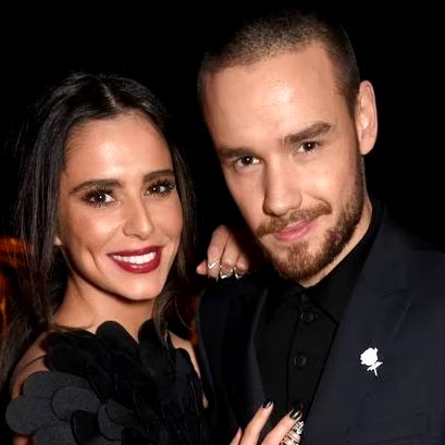 PopCrave's tweet photo. Cheryl asks people to be respectful of Liam Payne following his passing:

“I am begging you to consider what use some of these reports are serving, other than to cause further harm to everyone left behind picking up the pieces. Before you leave comments or make videos, ask yourself if you would like your own child or family to read them.”