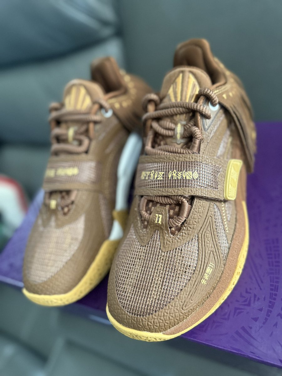 GROCABX's tweet photo. @SneakerVisionz 🗣️#NewPackageAlert🚨
#Anta #AntaKai1
#AntaKai1ChiefHela https://t.co/laaM8kn3FV