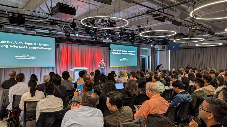 Hacubu's tweet image. 🌎 Had a ton of fun talking about building better LLM apps at #WebAI Summit 2024!
Walked through some good practices and a simple generative UI usecase with @LangChainAI LangGraph.js client side in the browser
Thanks for having me @jason_mayes!