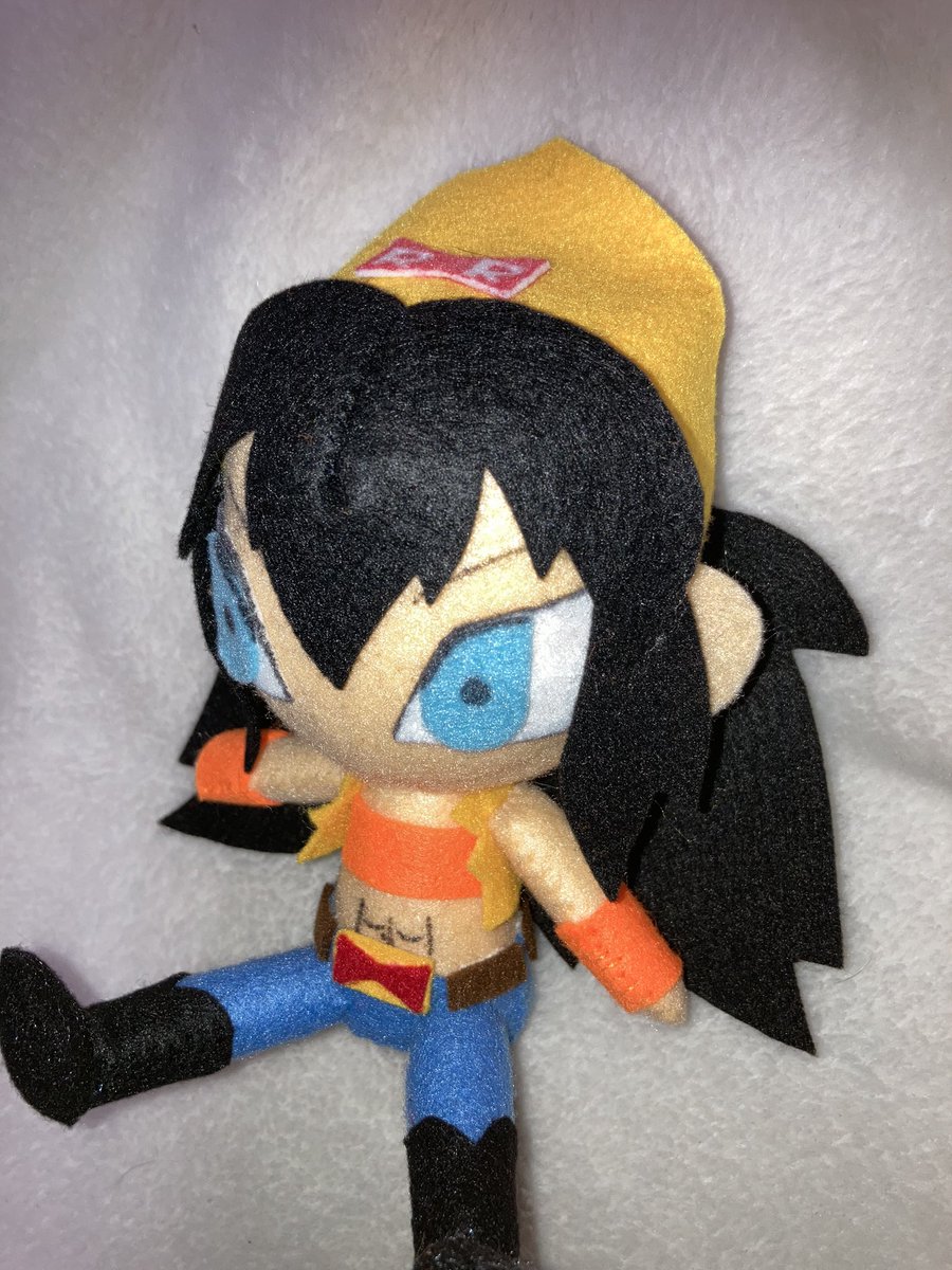 xRCnmKPsVaJyQWH's tweet image. 昨日完成しましたsyd様の作品のAndroid 22です。イラストを見た時に好きになって作りたくなりましたのでsyd様に許可を頂いて製作しました。再現できたと思いますが腹筋を描く時ミスしたのが反省点です。
#ぬいぐるみ　#フェルト　#Android22