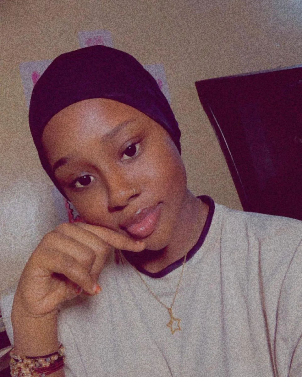 Everlyn 🌝 tweet media