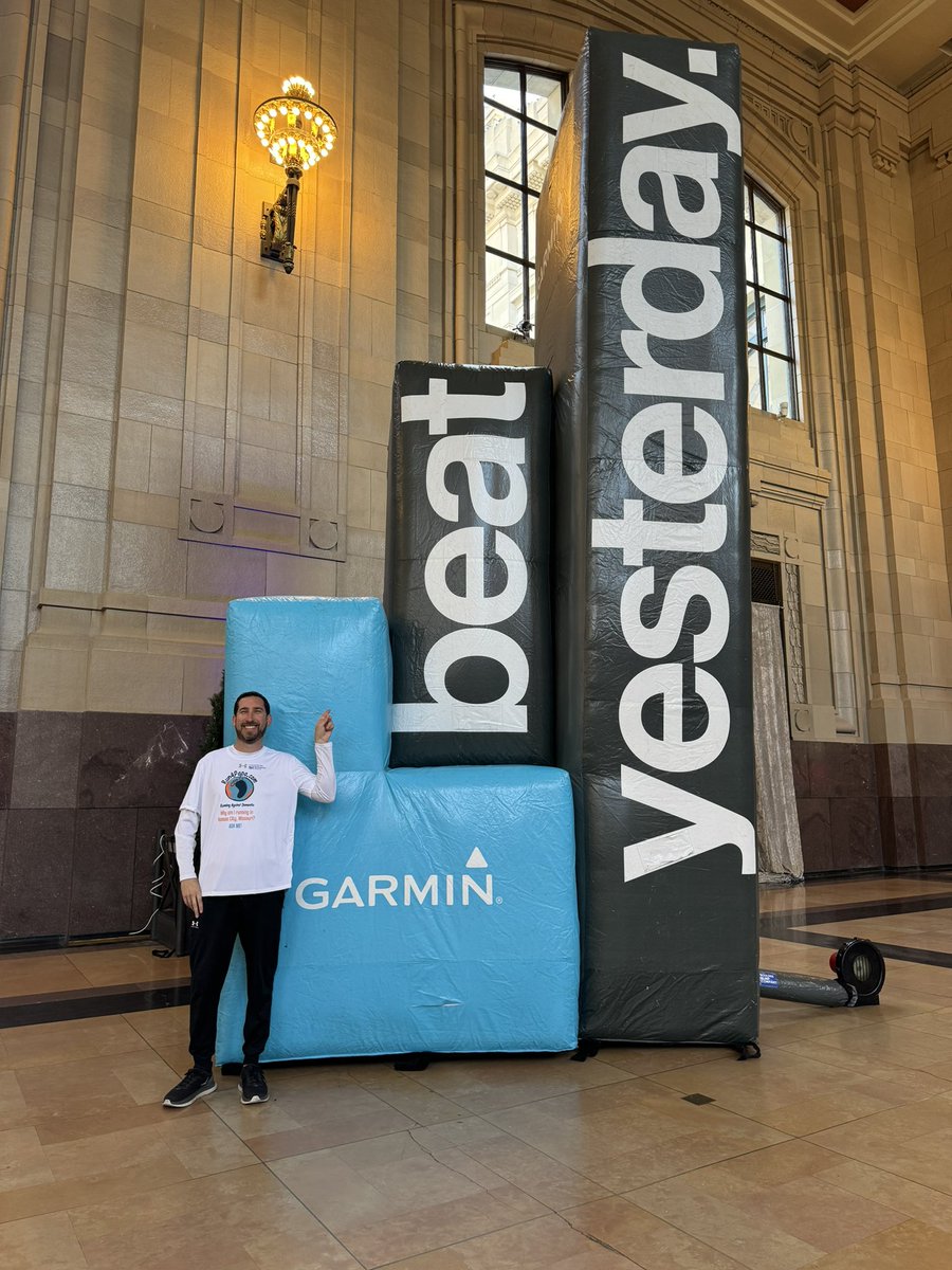 run4papa's tweet image. 5143…love me those odd bib numbers at the @KCMarathon !

#RunningAgainstDementia #50halfmarathons50states #state37

@NUMesulamCenter @NorthwesternMed  #dementia #ENDALZ #BeTheDifference