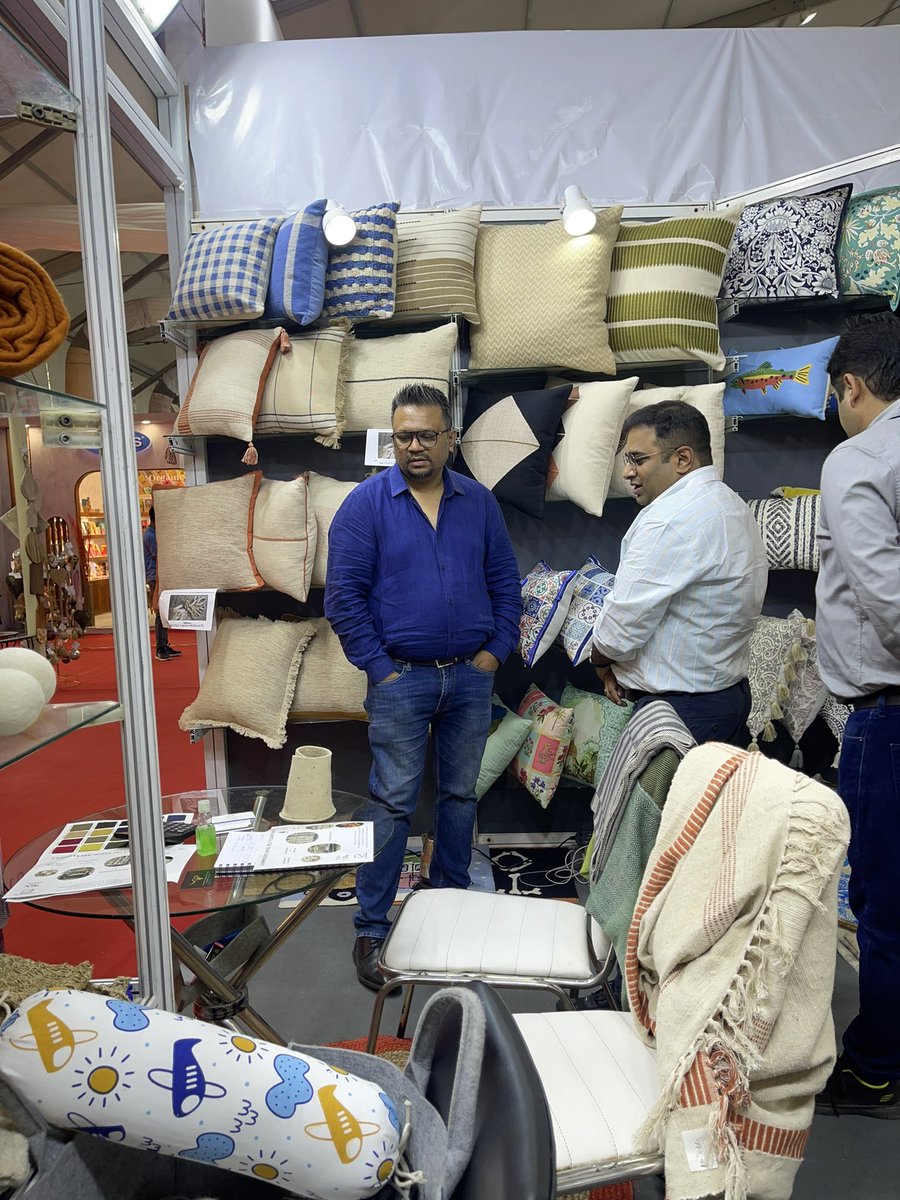 singaladitya's tweet photo. Packed Day3 at the IHGF Delhi fair by EPCH #ihgfdelhifair2024
Excited to engage in new developments with the international retailers
Proudly made in India
#IndiaExpoMartNoida #homefurnishings
#export #makeinindia #wool #nettle #woolblanket #woolfelt #woolfabric #compressedwool https://t.co/XvQDoj2Zww