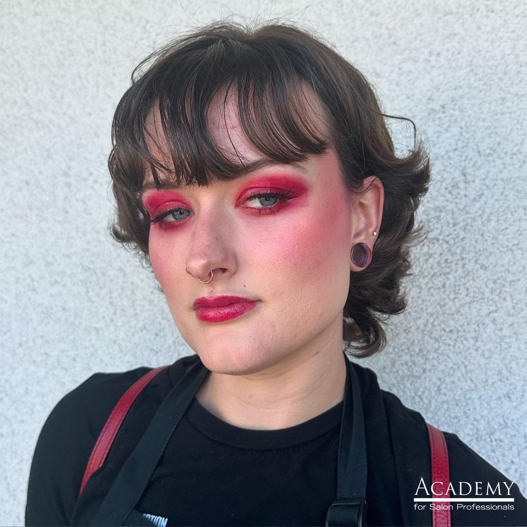 Avant- garde makeup by our student Brooke on Bailey! 🧛‍♀🥀

@biipolarbarbiieesthetics
