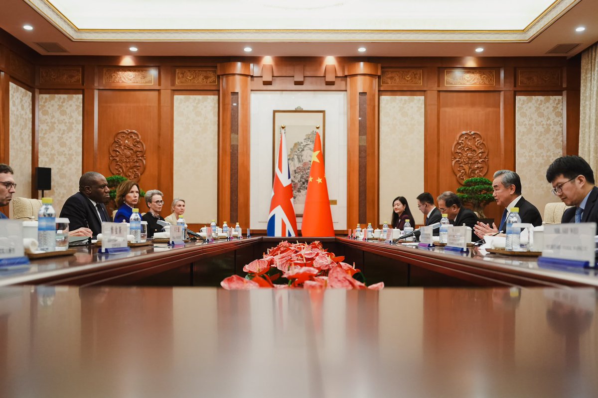 DavidLammy's tweet photo. The UK will pragmatically engage with China where there are clear UK and global interests.

That’s why I visited Beijing.

I’ve had candid discussions across areas of disagreement as well as shared interests. 

https://t.co/xgFClP2i52 https://t.co/ub4qBgQJTL