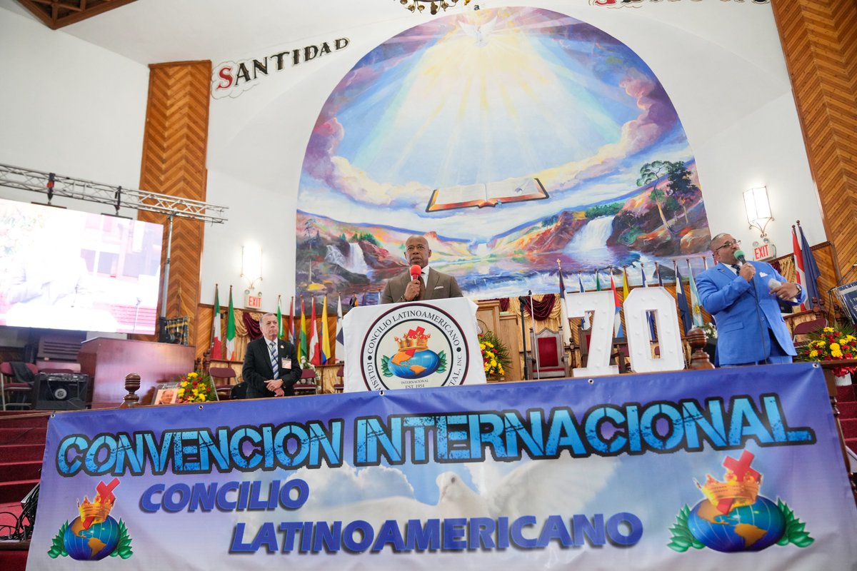 NYCMayor's tweet photo. Made my way to Spanish Harlem to join the Latin American Council of the Pentecostal Church of God for their 70th International General Assembly.

The faithful of this church are strong in their unity and they made me feel welcome during my time with them today. https://t.co/6EsJOwFx6H