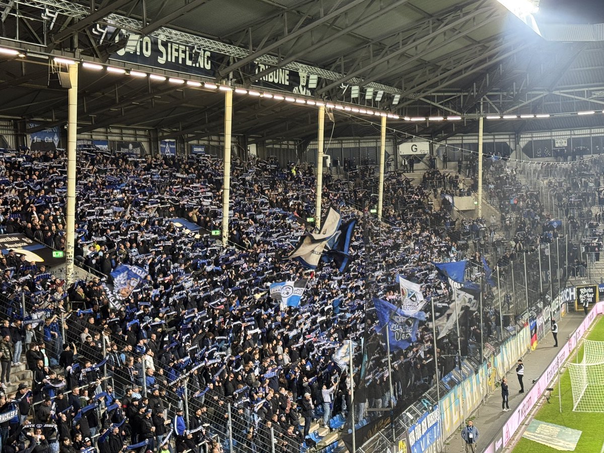 DeRjoT's tweet photo. 🇩🇪 18.10.2024 - 3. Liga, 10. Spieltag: SV Waldhof Mannheim vs. FC Erzgebirge Aue (3:0) vor 11.334 Zuschauern im Carl-Benz-Stadion. #groundhoppping #groundhopper https://t.co/yuCpJuqAwQ