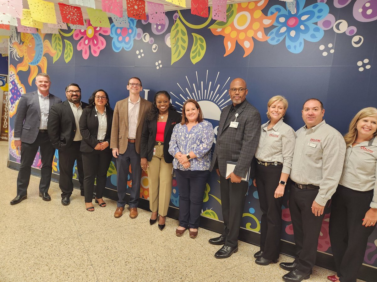 Texas Education Agency (@teainfo) on Twitter photo A big thanks to the students, teachers, and staff of <a href="/LaPromesa_AISD/">La Promesa</a> for hosting Commissioner Morath today! Seeing all the amazing things happening on your campus was inspiring. Keep up the incredible work! A big thanks to the students, teachers, and staff of <a href="/LaPromesa_AISD/">La Promesa</a> for hosting Commissioner Morath today! Seeing all the amazing things happening on your campus was inspiring. Keep up the incredible work!
