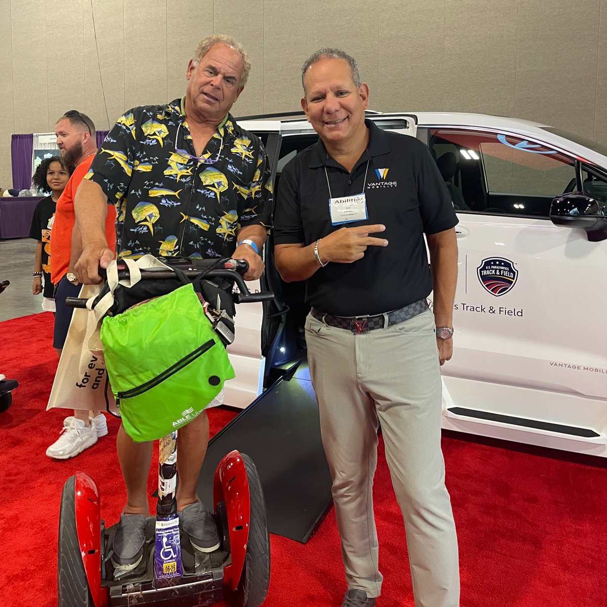 AMS Vans tweet media