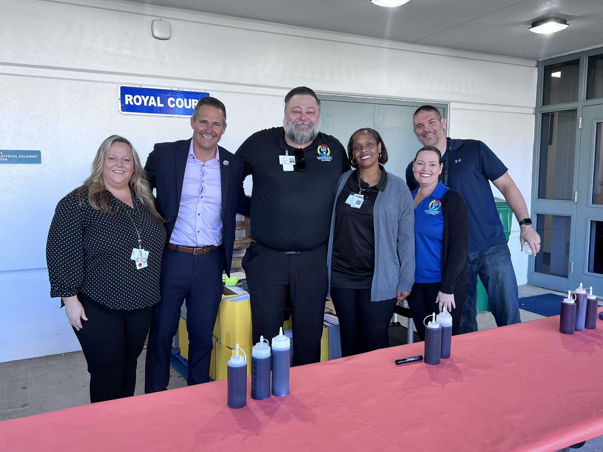 VanAyresHCPS's tweet photo. Another school greatly impacted by #HurricaneMilton was @HCPSSheehyElem. Principal Gadson and her team remained positive through it all. They were ready to welcome their Lions back and continue the success they’ve had this school year. https://t.co/L7WXQ9muQK