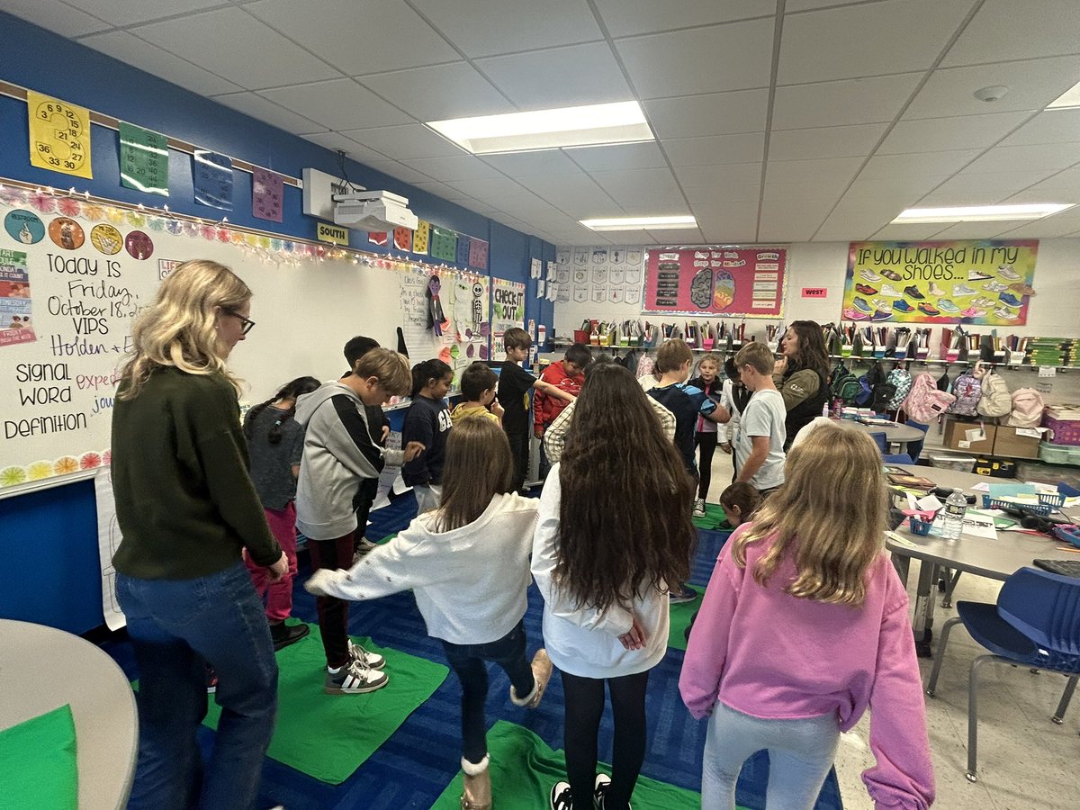 Anne Sullivan School tweet media