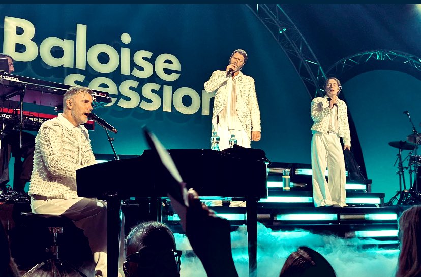 TT_Sisters's tweet photo. We can‘t get over how amazing last night was 😍🎉  @GaryBarlow @OfficialMarkO @takethat @BALOISESESSION #HowardDonald 💛🧡❤️ xxxx https://t.co/RlzBjeaAQC