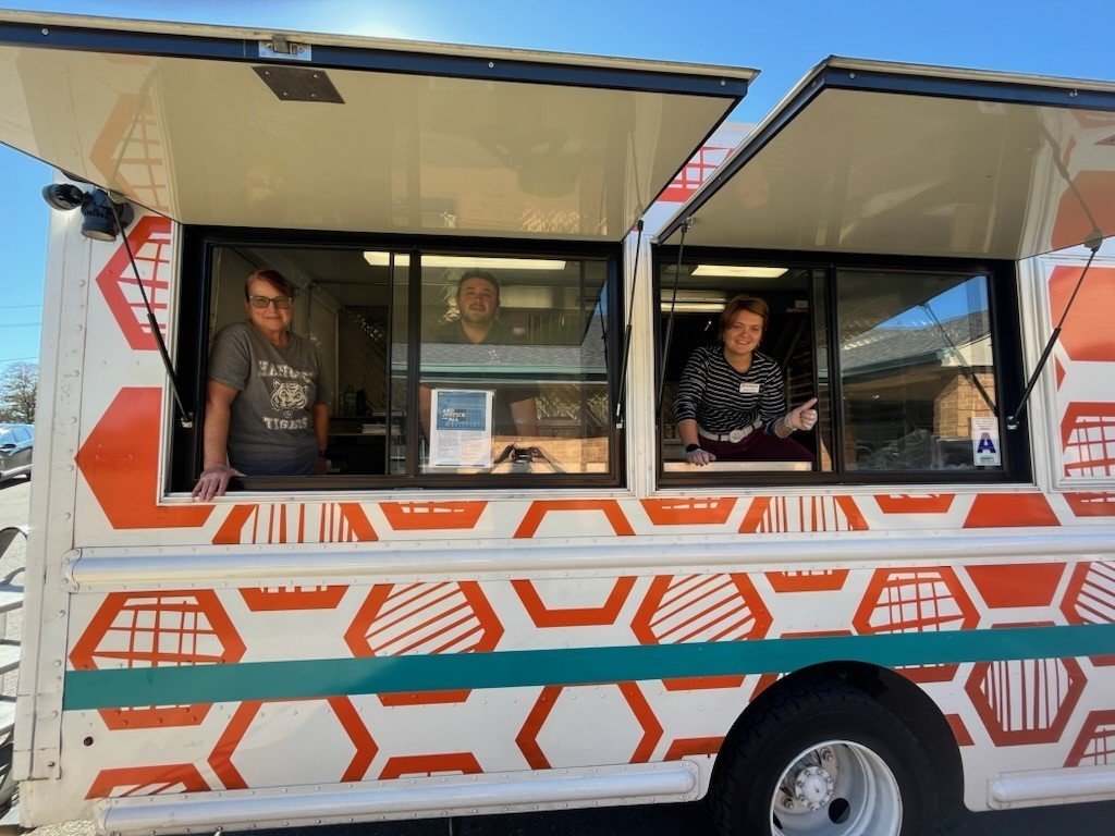 Hancock Place Middle School tweet media