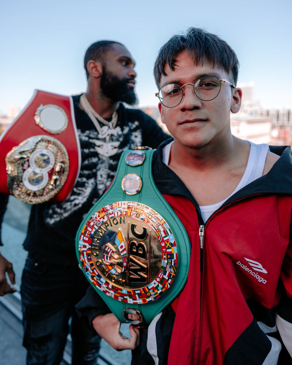 MatchroomBoxing's tweet photo. Two Kings, One City 👑👑

@JaronEnnis welcomes @210bam to Philadelphia ahead of their Nov 9 double header 🔥

#EnnisChukhadzhian | DAZN | #RodriguezGuevara https://t.co/kjX1h8SxJ4