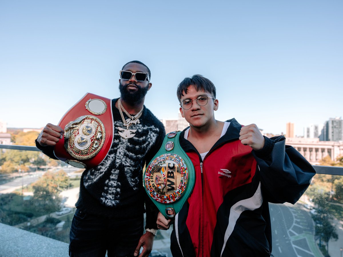 MatchroomBoxing's tweet photo. Two Kings, One City 👑👑

@JaronEnnis welcomes @210bam to Philadelphia ahead of their Nov 9 double header 🔥

#EnnisChukhadzhian | DAZN | #RodriguezGuevara https://t.co/kjX1h8SxJ4