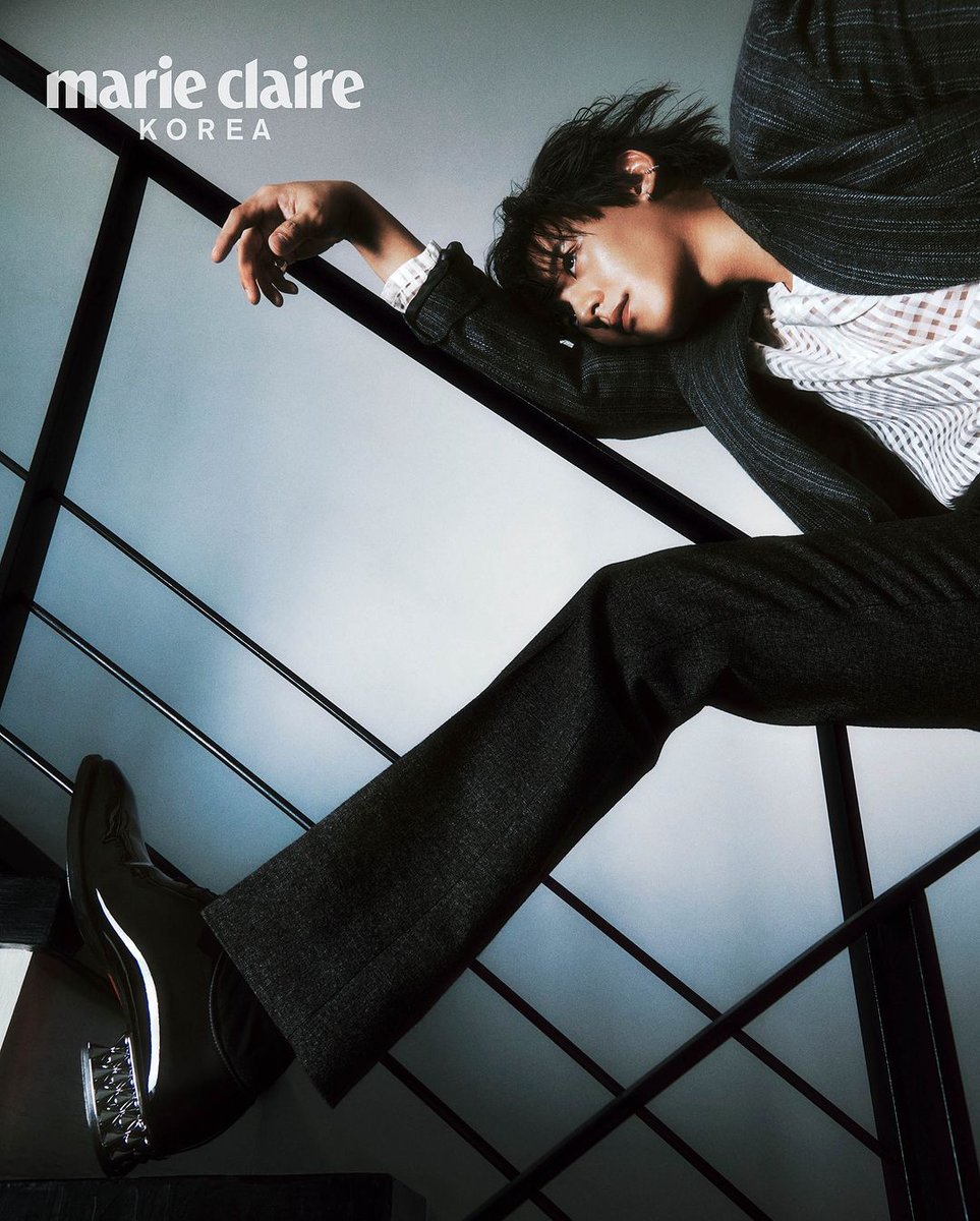 DramalandBR's tweet image. 📸 | #HELLBOUND STARS! ⭐️

#KimSungCheol, #KimHyunJoo, #KimShinRok, #MoonSoRi e #ImSungJae para a edição de novembro da revista Marie Claire Korea, em divulgação do drama #Hellbound2.