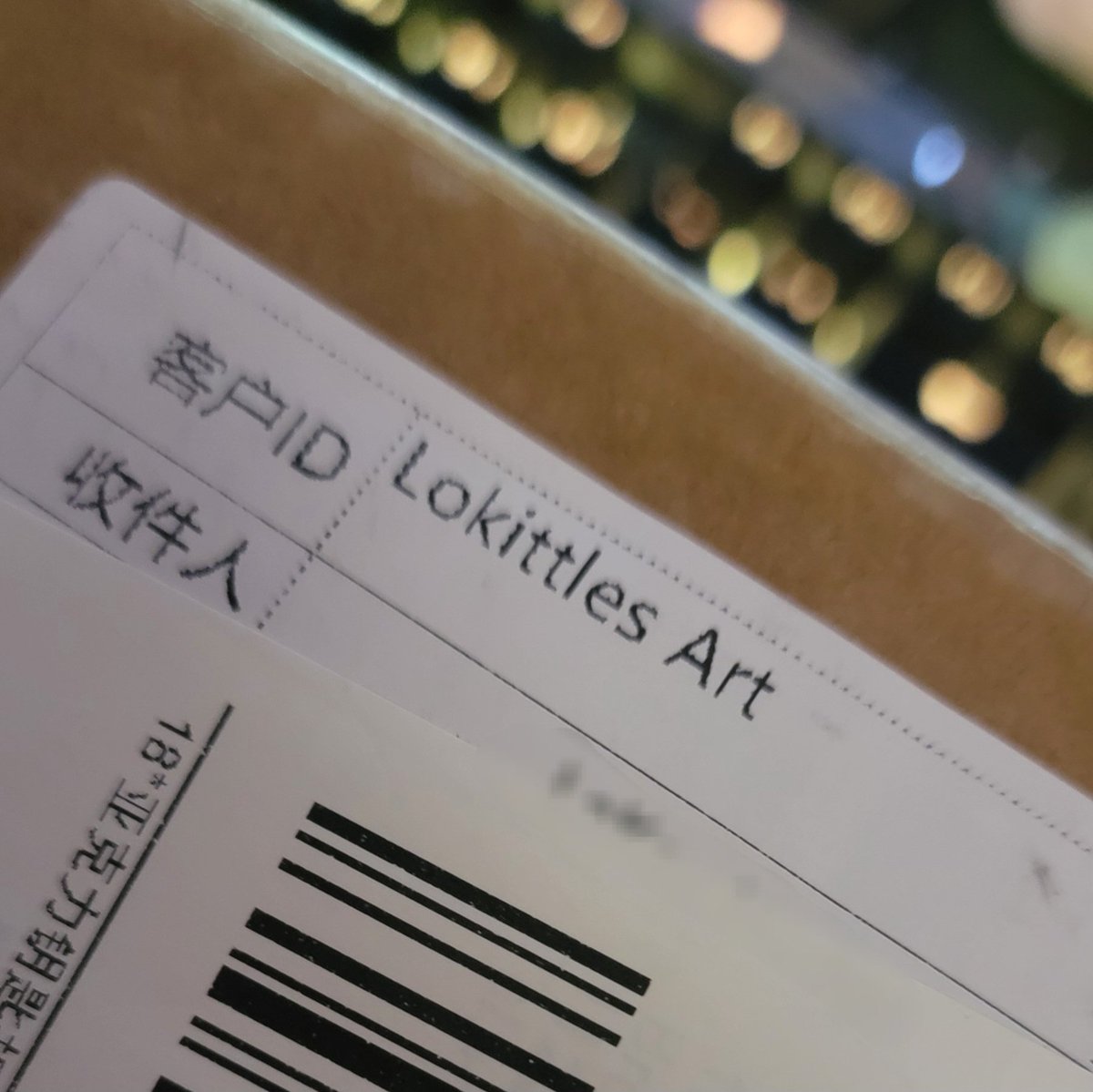 lokittlesart's tweet image. My first merch came in!! More photos soon, but I&apos;m so tired from NYCC 😴