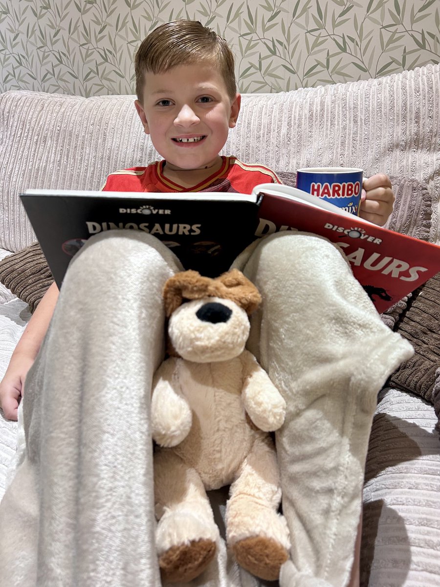petchy1620's tweet photo. @CrooksbarnPri Lucas couldn’t wait to start reading his star reader book tonight. He also enjoyed trying hot chocolate for the first time too! #welovetoreadatCrooksbarn https://t.co/UJw9G4EYBE
