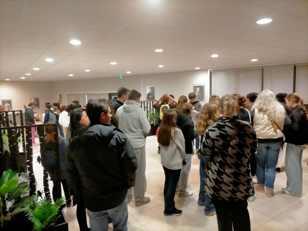 Collège Daniel Faucher Loriol tweet media