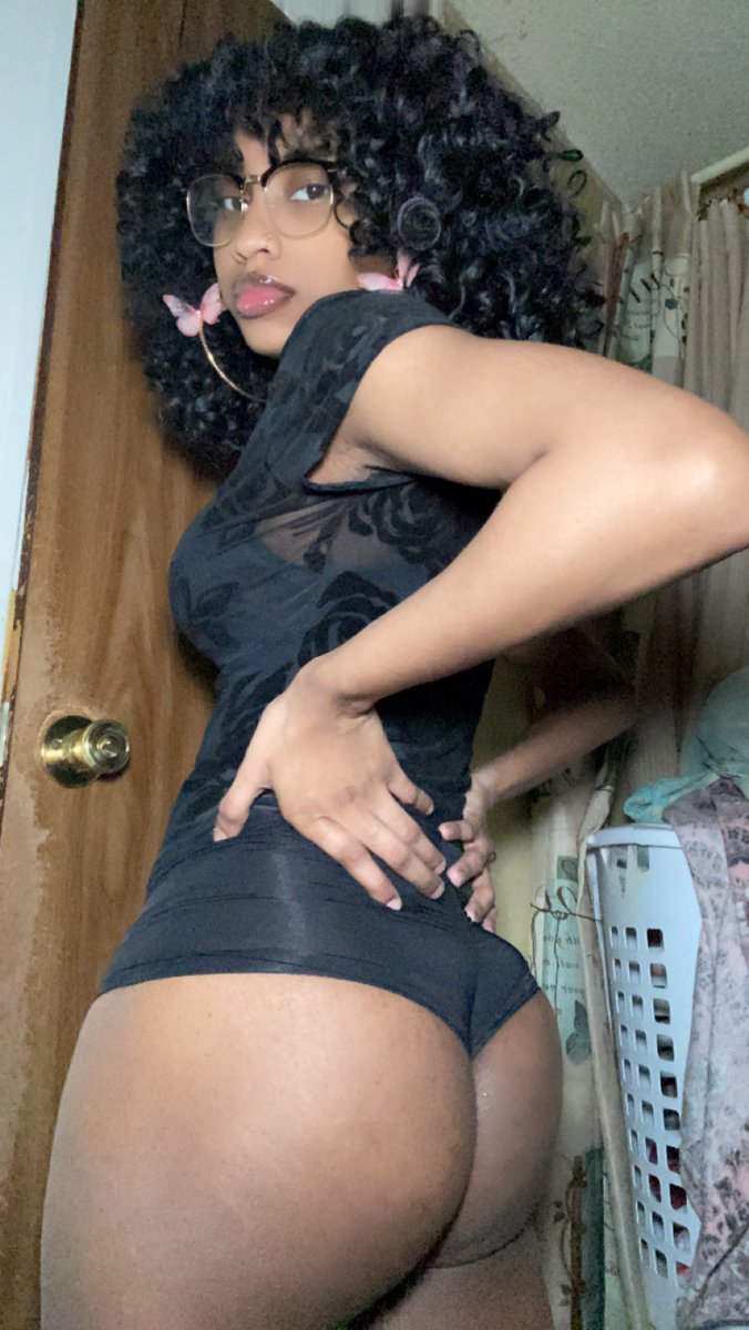 Serving body! Click comment below 🤗