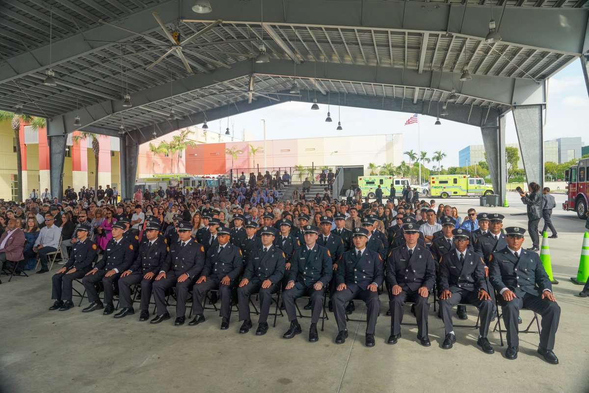 MiamiDadeFire's tweet photo. Yesterday, the 33 recruits of #MDFRClass155 officially graduated and became probationary firefighters. Here are some ceremony highlights! https://t.co/pDF0dUToiS