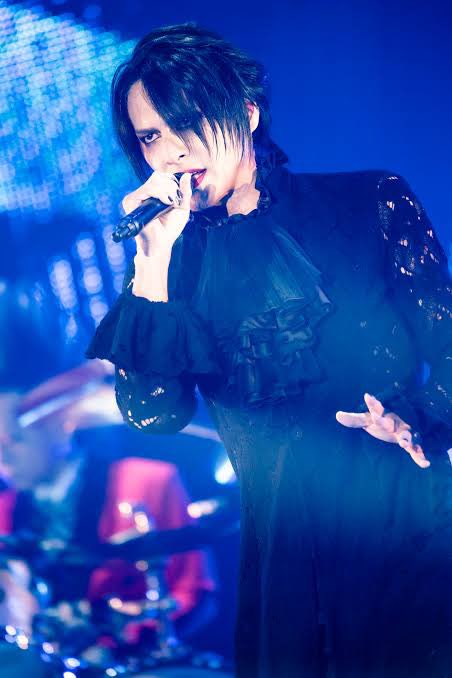 タニさん tweet media