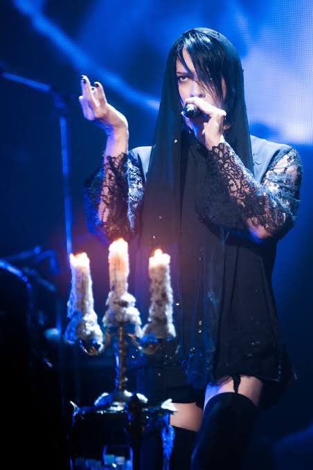 タニさん tweet media