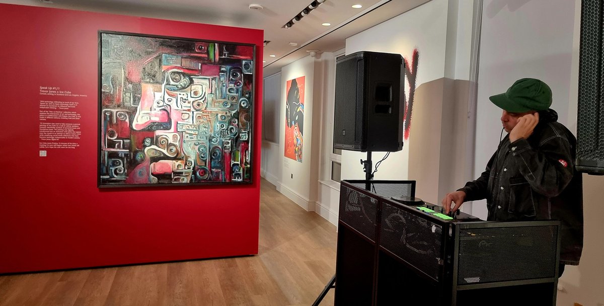 Violet Jones 🎨 tweet media