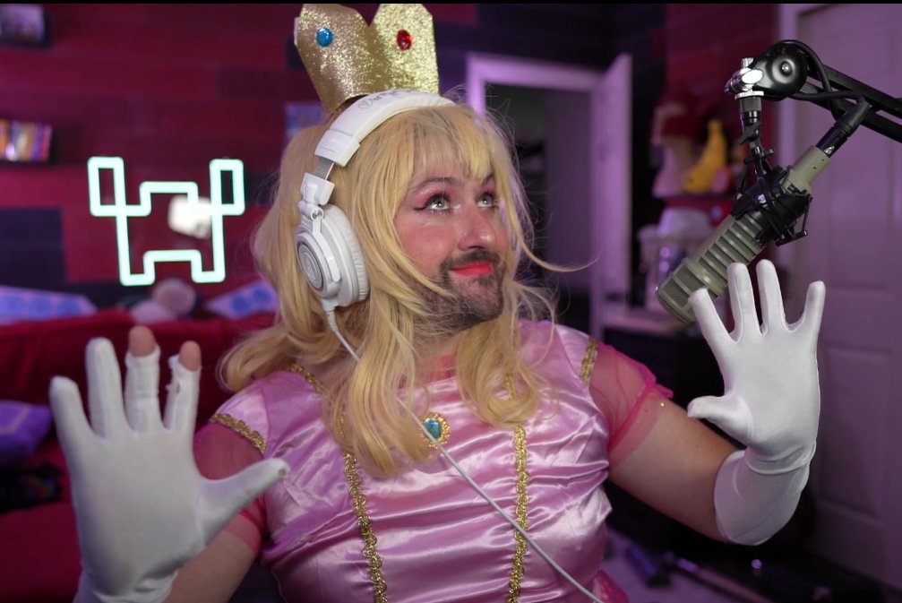 So demure. Mario Party Peach Stream starts now!

twitch.tv/ZeRoyalViking