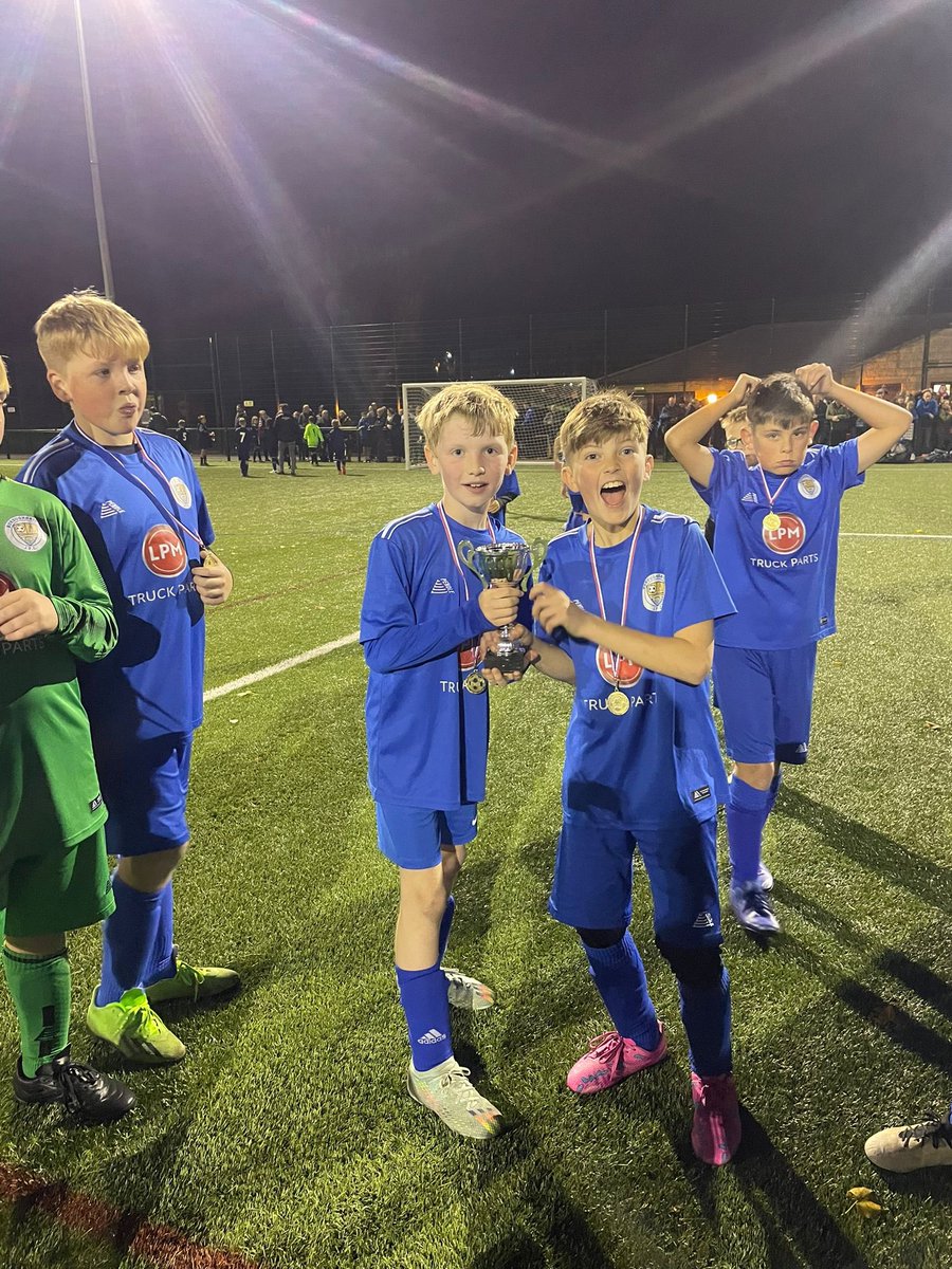 Outstanding! Our U11s picked up a League Cup tonight in Richmond against an excellent Hawes team. In a nail biting final the team pipped the Dales side by one goal, winning 4-3 and scoring in the last minute. Phew! #Boroughbridge #grassrootsfootball