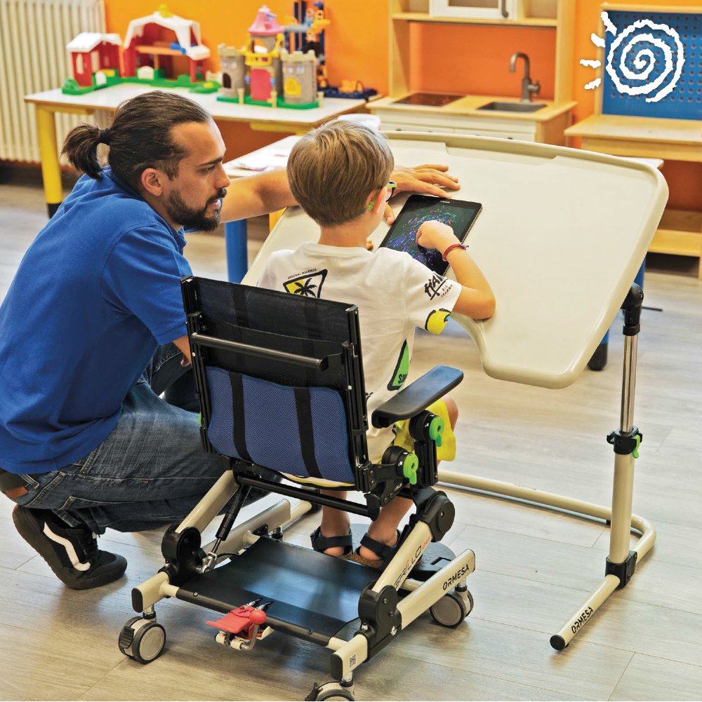 The Grillo Chair and Ormesa Table are a winning combination every time! See more about both products here: mobility-usa.com 

#Ormesa #Grillo #GrilloChair #Table #AdaptiveSeating #Therapy #WinningCombintaion