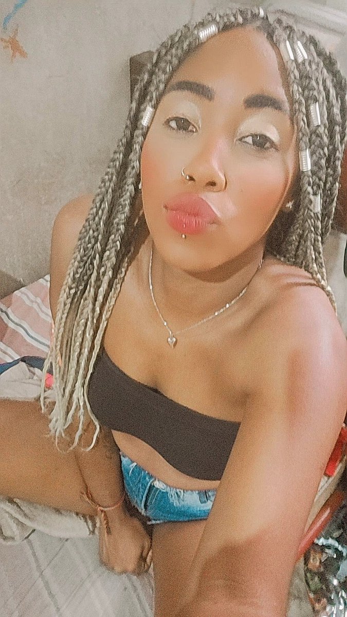 PrettynhaLeite's tweet photo. Se coisa está  preta ,então está muito boa 🏳️‍🌈🤭🔥 https://t.co/OI37XkU9XV