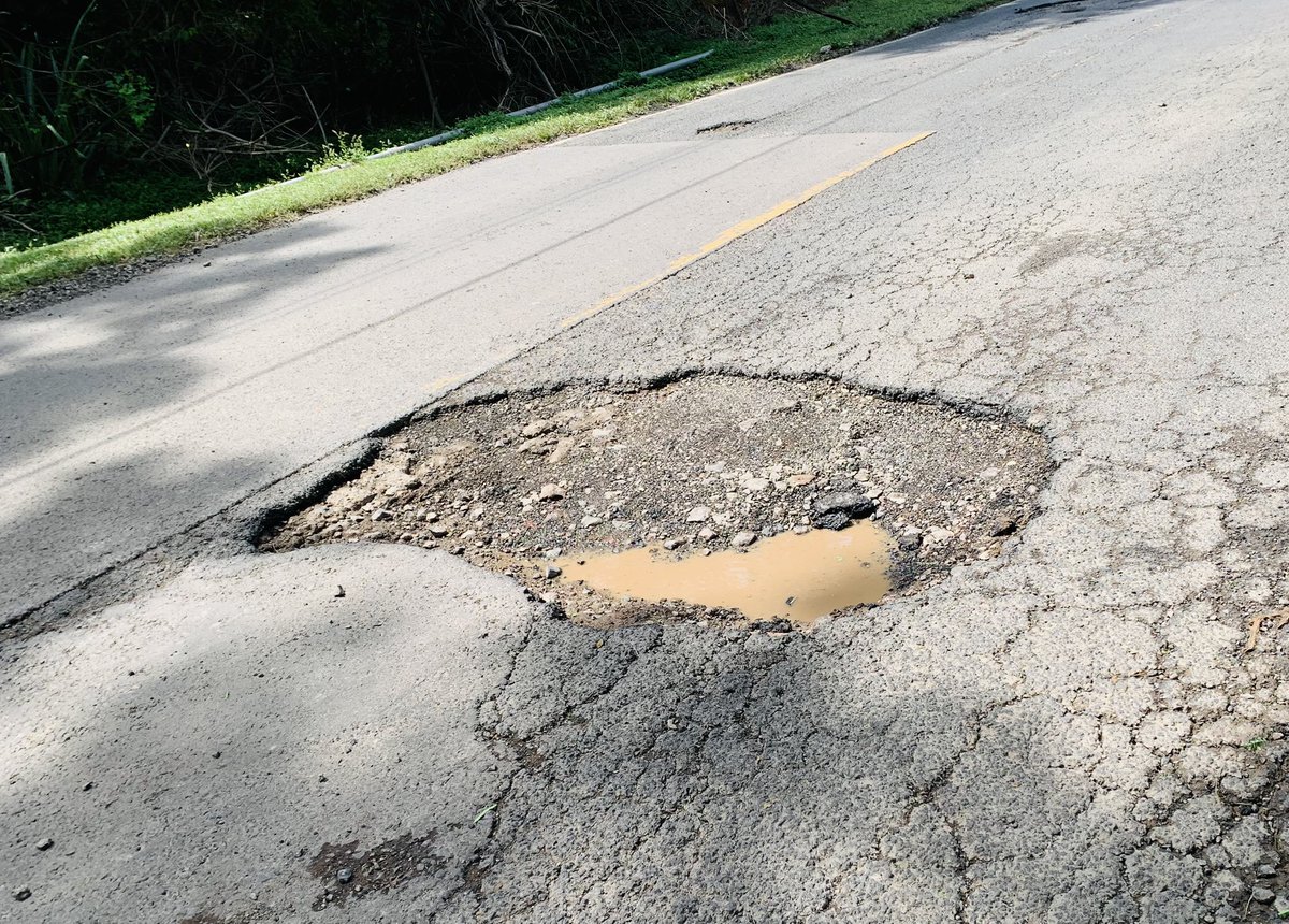 bemar16's tweet photo. Calle que conduce del distrito de Santa Rosa de Lima a Anamoros en pésimo estado; algunas imágenes @FOVIALITO @nayibbukele @ObrasPublicasSV https://t.co/8V4WrS3qhx