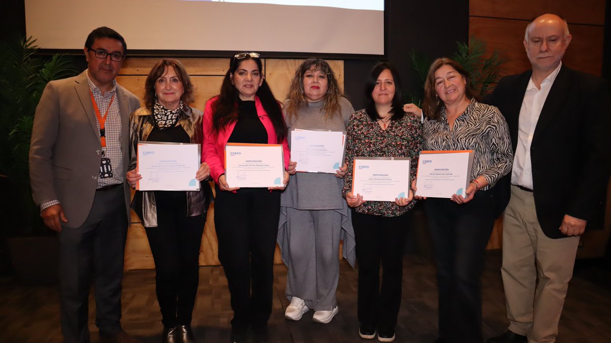 Vingenieros's tweet photo. Con mucho éxito culminó el seminario “Transforma tu futuro: Emprendimiento con propósito” en el marco del proyecto Innovadoras de Alto Impacto financiado por el programa viraliza de @corfoaraucania 

Agradecemos a todos su participación... https://t.co/xO4mcfqqKb