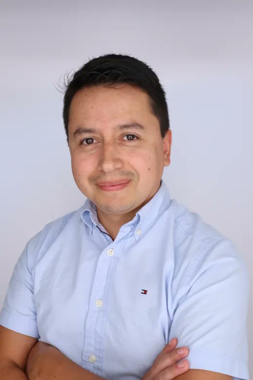 ICPC 2025 (@icpcconf) on Twitter photo Meet the #ICPC25 ERA Track Chair: Oscar Chaparro is an Assistant Professor <a href="/WMCompSci/">W&M Computer Science</a> whose research interests are bug report and software supply chain management, informed decision-making, licensing, code refactoring and comprehension. Loves soccer, traveling, and metal music. Meet the #ICPC25 ERA Track Chair: Oscar Chaparro is an Assistant Professor <a href="/WMCompSci/">W&M Computer Science</a> whose research interests are bug report and software supply chain management, informed decision-making, licensing, code refactoring and comprehension. Loves soccer, traveling, and metal music.