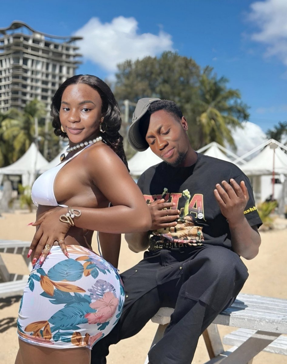 YKoluwaseun9's tweet photo. Haters go think say na photoshop https://t.co/6JLyEiGnqS
