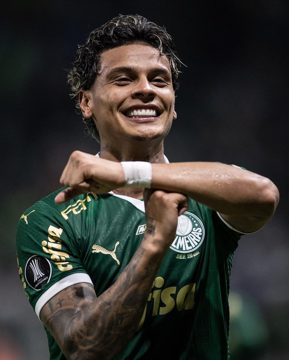 siterosalia's tweet photo. ROSALÍA começou a seguir o jogador do Palmeiras, Richard Ríos, no Instagram. https://t.co/GDJdUqxI29