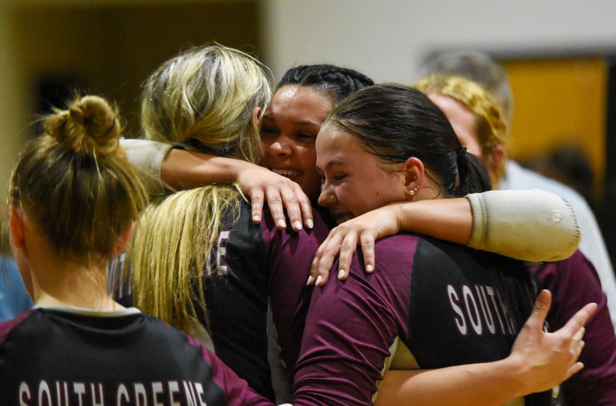 Tate_Russell's tweet photo. 📸PHOTO GALLERY📸
Go to https://t.co/zy7H4jaTvT to see over 1⃣0⃣0⃣ photos of South Greene volleyball's state sectional win over CSLA.
https://t.co/bDdSQsSRNh https://t.co/Hdk0EOxqtH