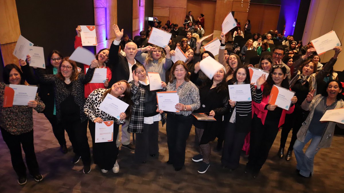 Vingenieros's tweet photo. Con mucho éxito culminó el seminario “Transforma tu futuro: Emprendimiento con propósito” en el marco del proyecto Innovadoras de Alto Impacto financiado por el programa viraliza de @corfoaraucania 

Agradecemos a todos su participación... https://t.co/xO4mcfqqKb