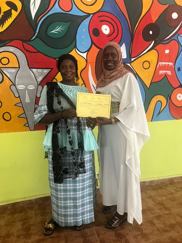 RfaEnergie's tweet photo. #RFASenegal

La formation des Groupements de Promotion Féminine (GPF) de Toubacouta, Nioro Thierno Alassane Tall et Keur Samba Gueye s’est clôturée avec succès par la remise des attestations ce vendredi 18 octobre 2024 .
#RFASenegal https://t.co/JkKsDfiWmZ